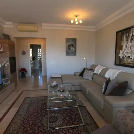 Classy And Comfortable Penthouse Appartement Estepona